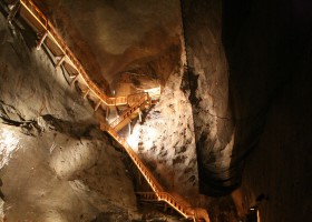 (c) The Wieliczka Salt Mine
