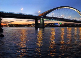 apollo-bridge_twilight.jpg