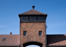Concentration camp Auschwitz-Birkenau in Poland (c) RonPorter pixabay.com