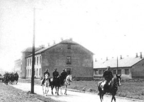 Army barrack (c) www.auschwitz.org